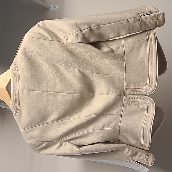 WHBM Military Style Beige Jacket. Size 00 - Picture 4 of 9